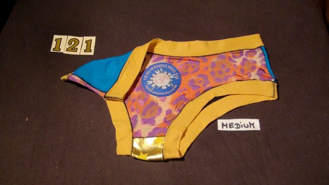 No. 121 Panties Medium