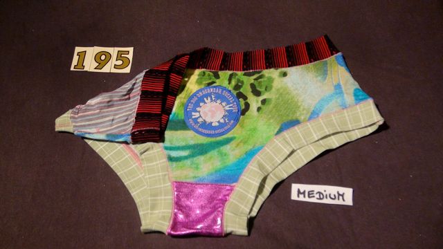 No. 195  Panties Medium